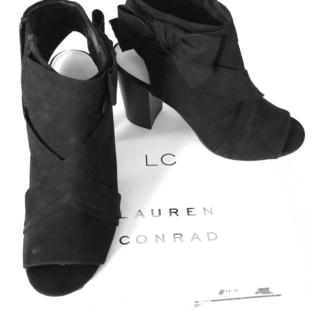Open toed Booties